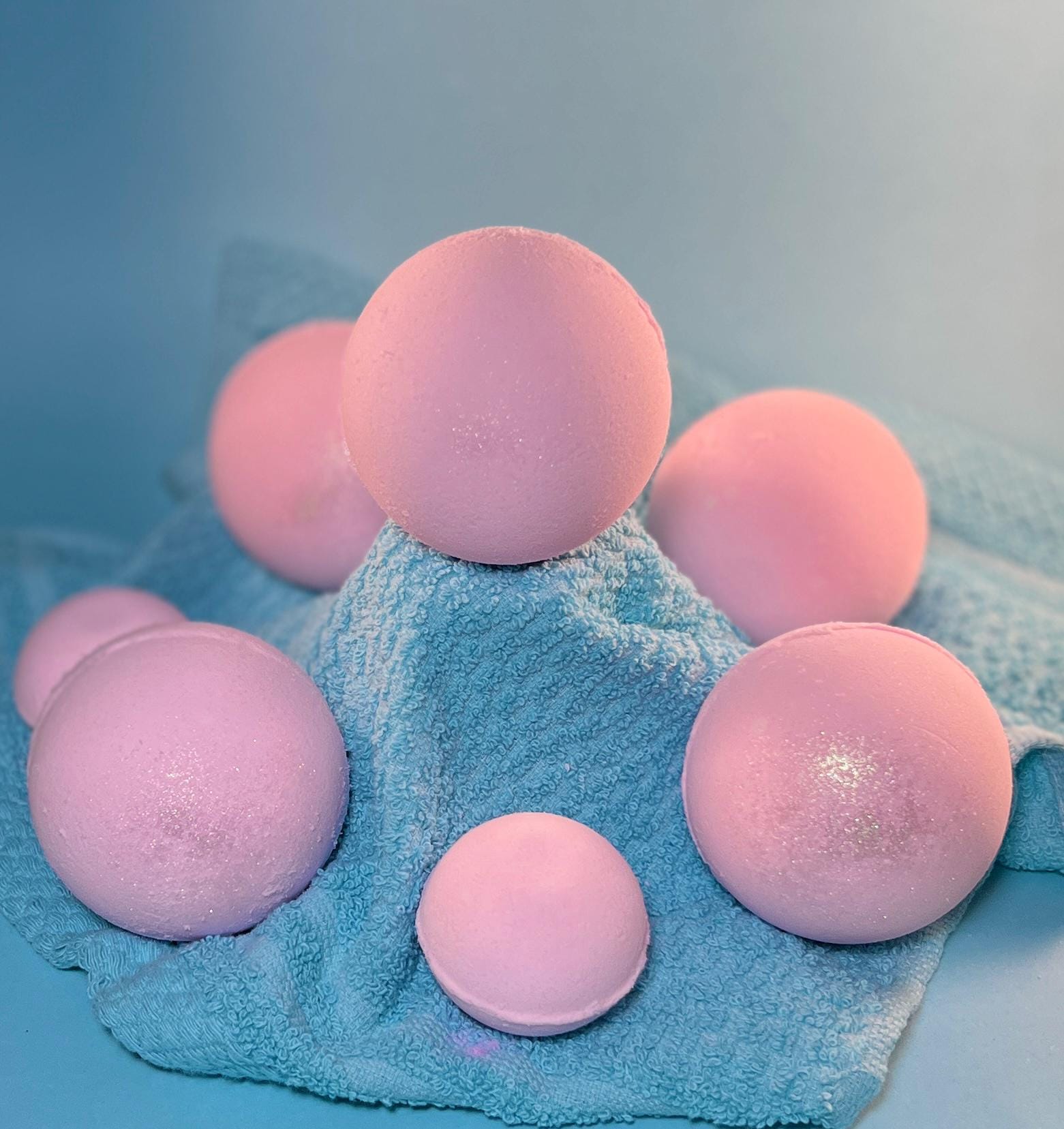 Foaming Bath bomb party favors for bridal shower bath fizzy birthday gift for her bath aromatherapy for relaxation gift for new mom